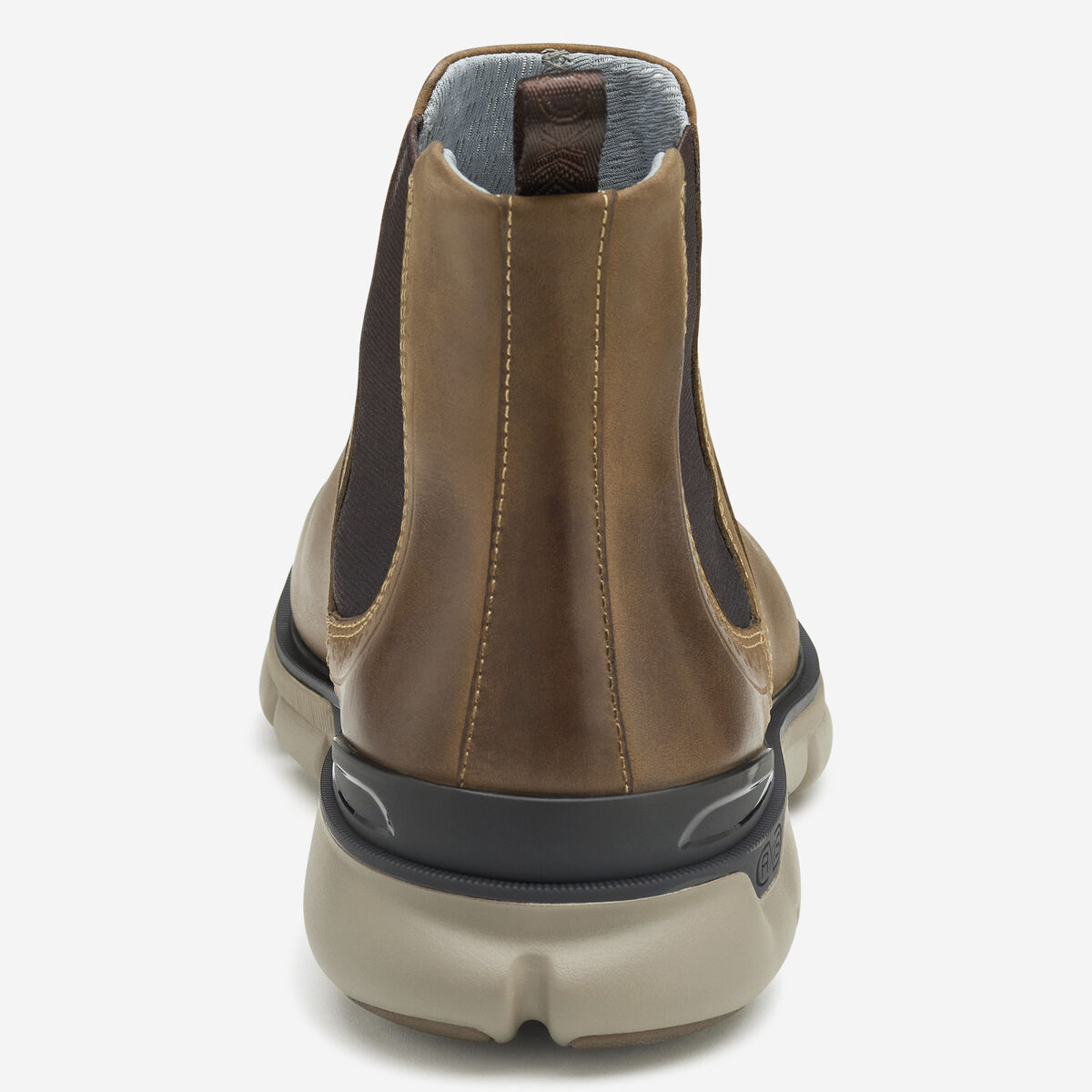 XC4® Tanner Chelsea Boot image number null