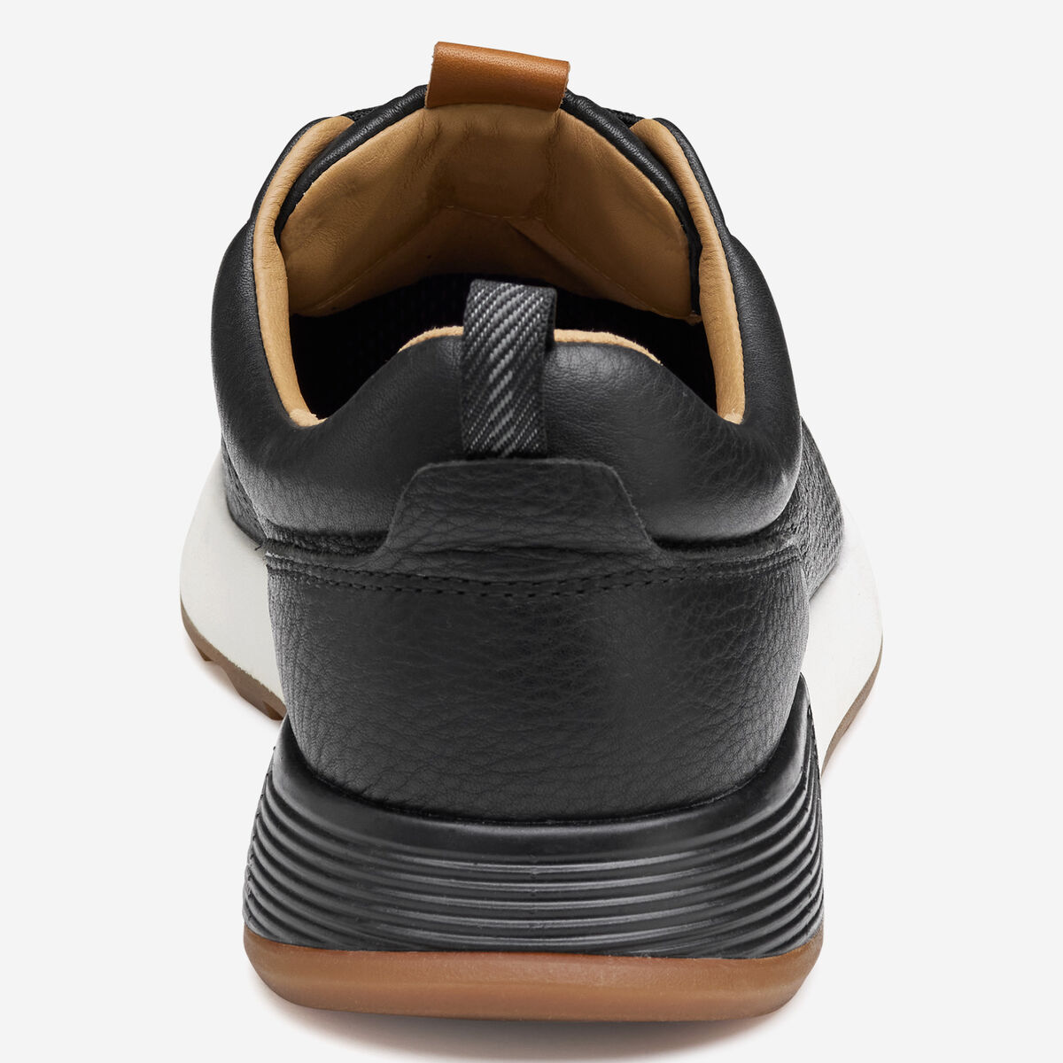 Kinnon Perfed Jogger image number null