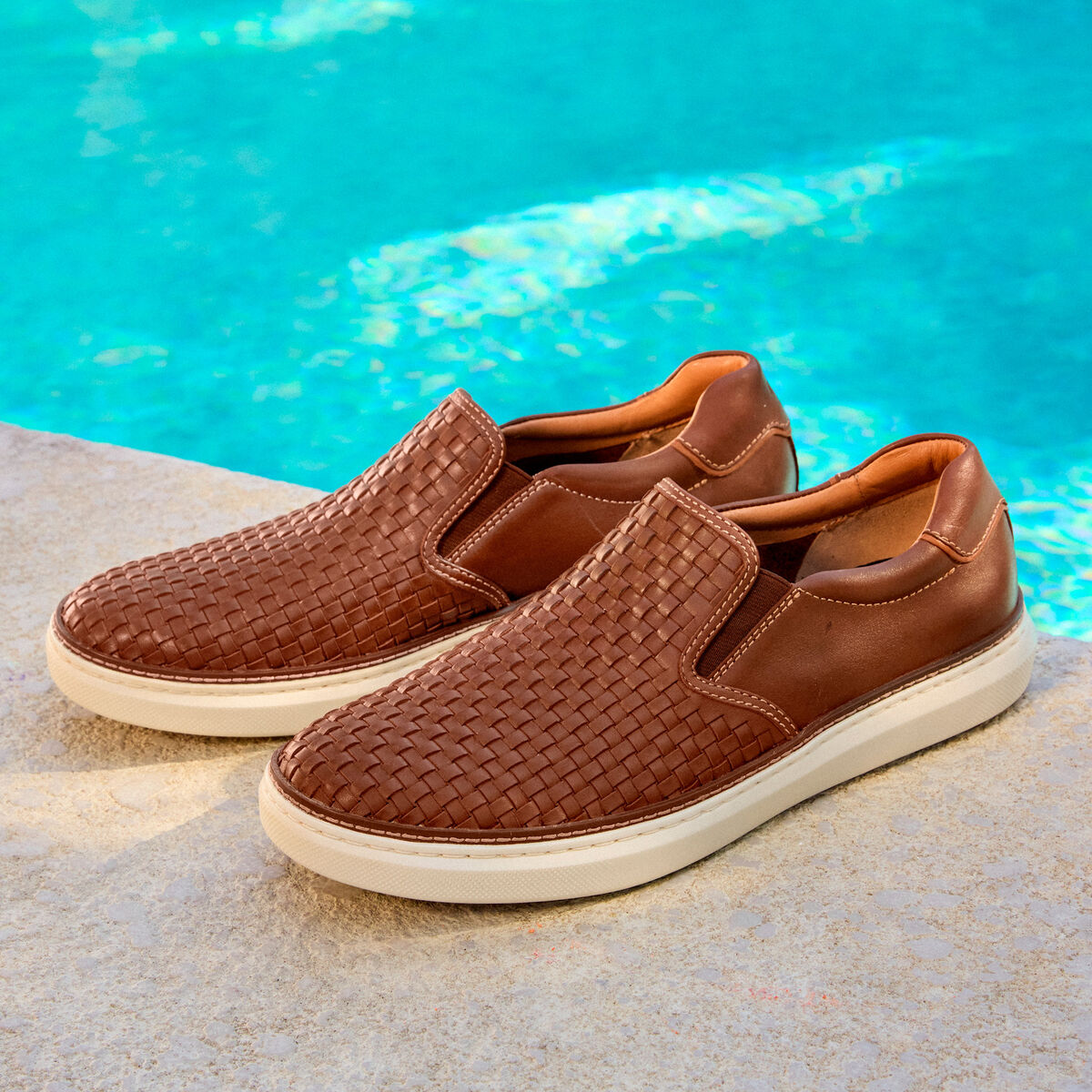 McGuffey 2 Woven Slip-On image number null