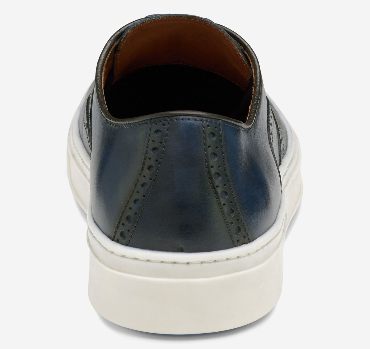 Hollins Wingtip image number null