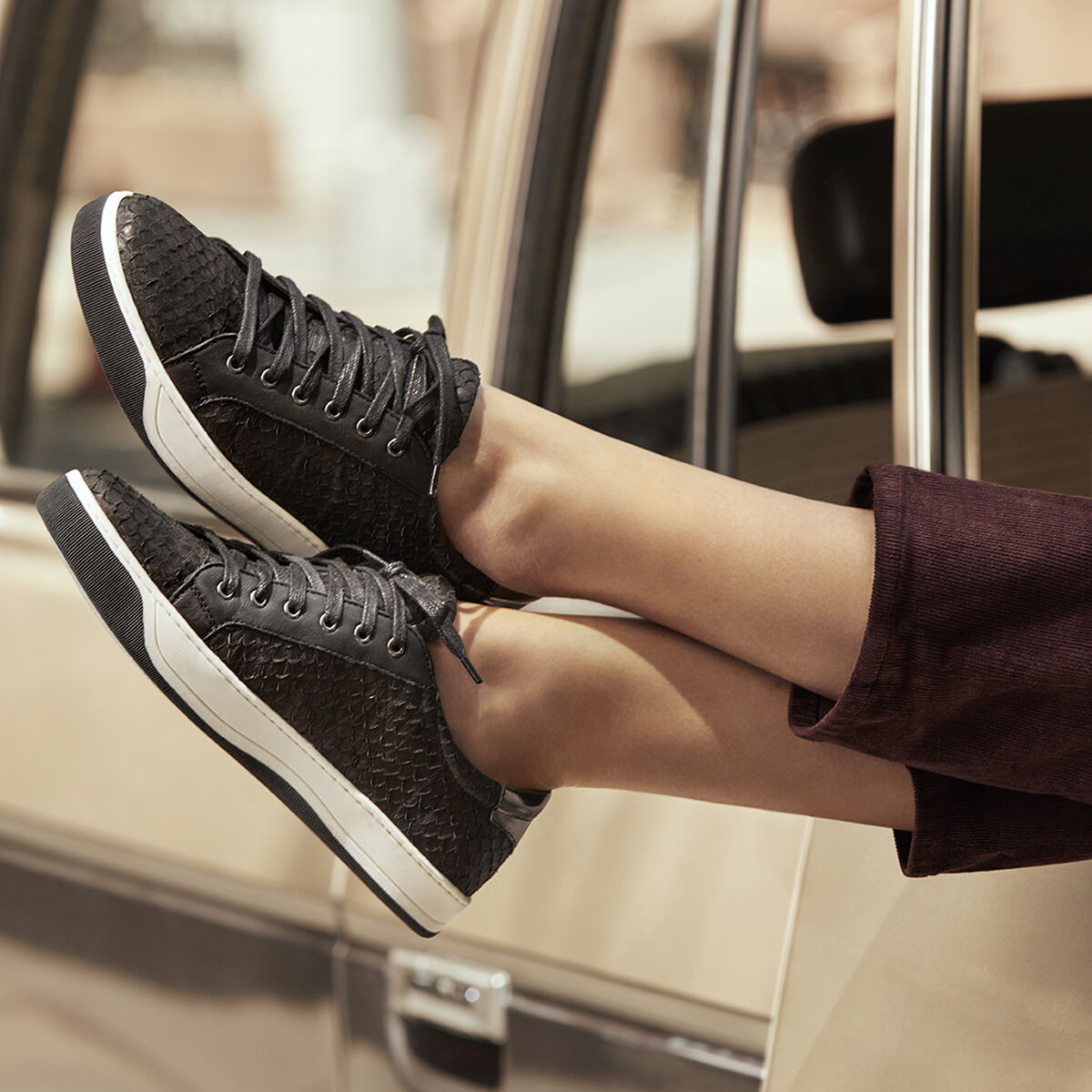 Emerson image number null