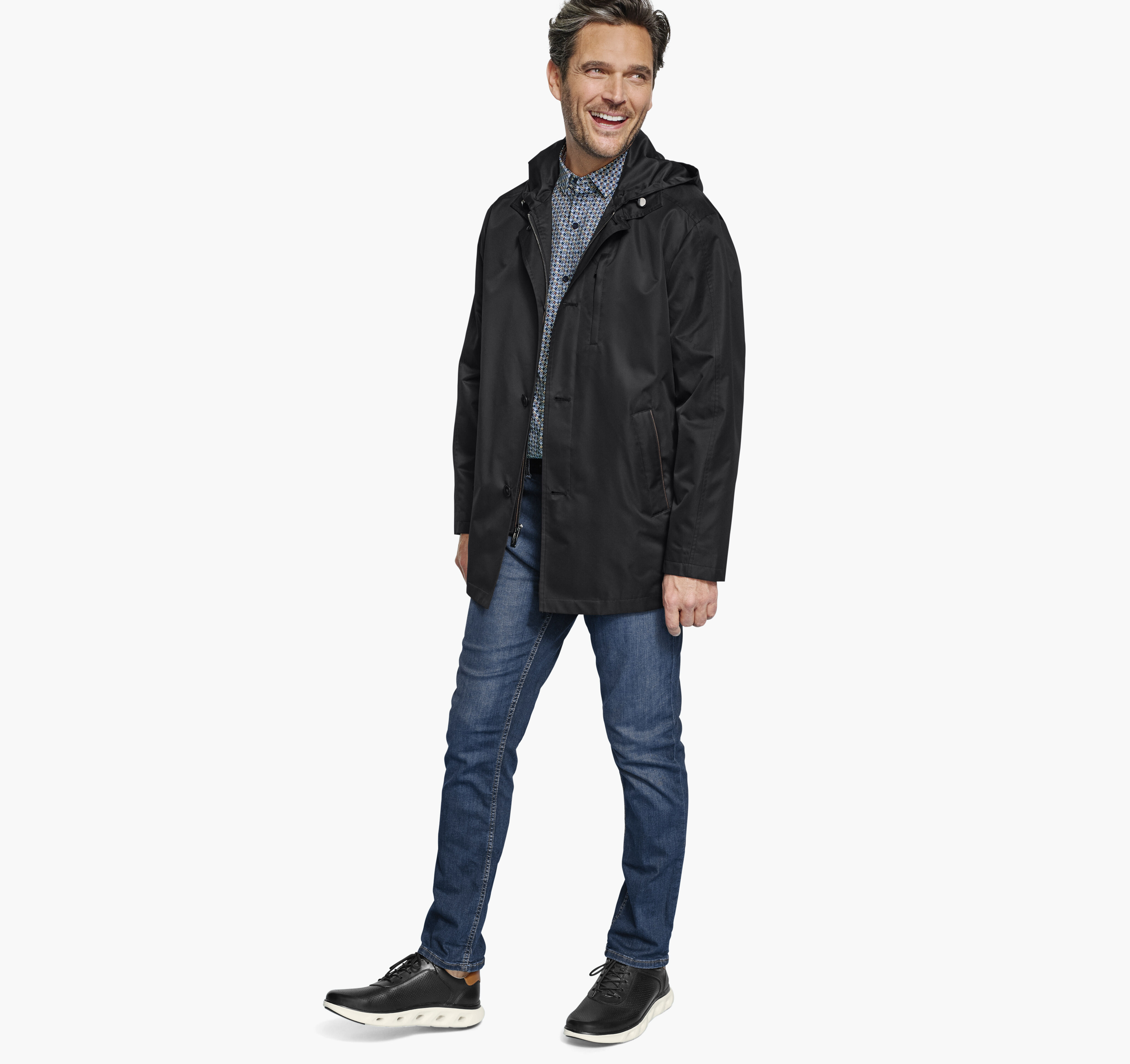 Upton Water-Resistant Raincoat