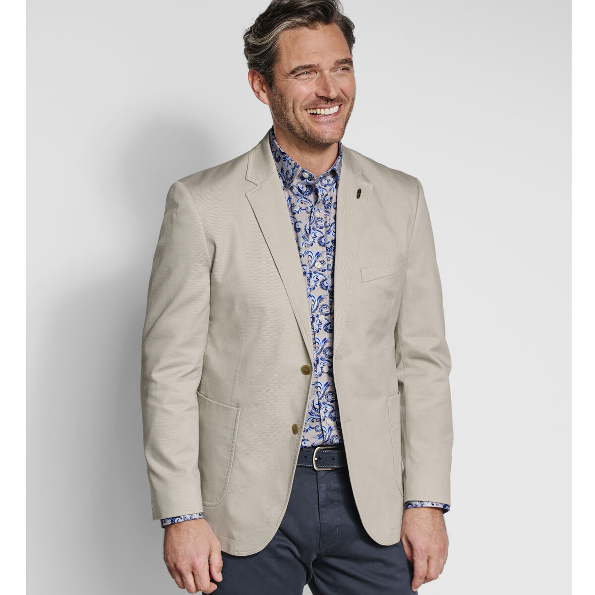 Conley Blazer image number null