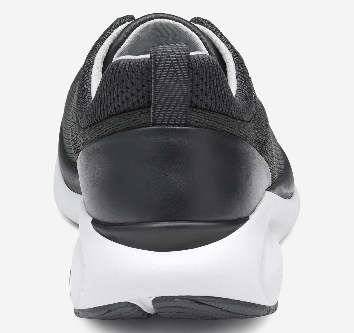 XC4&reg; TR4-Sport Hybrid image number null