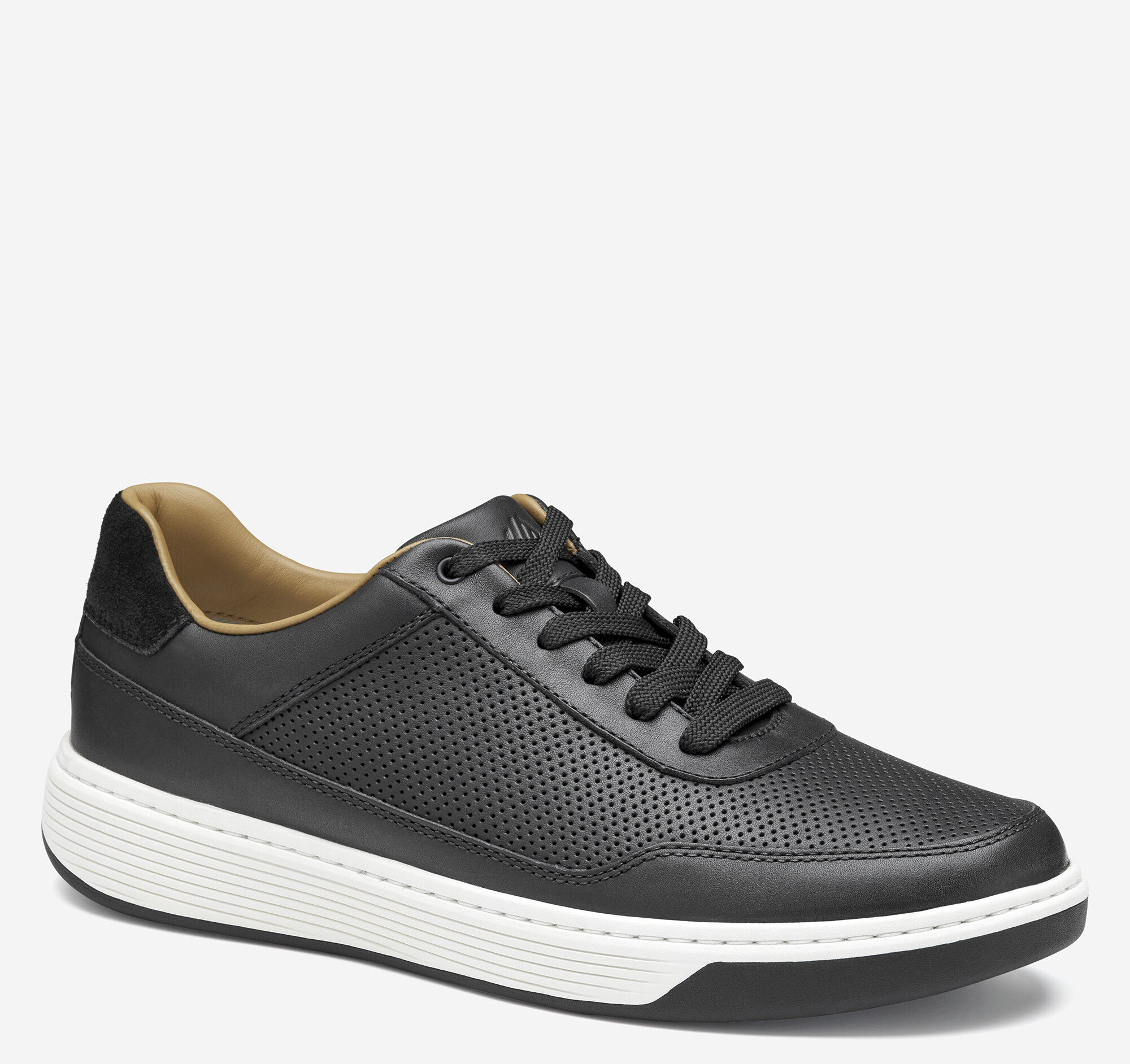 Men's Dawson Perfed U-Throat in Black Full Grain | Johnston & Murphy