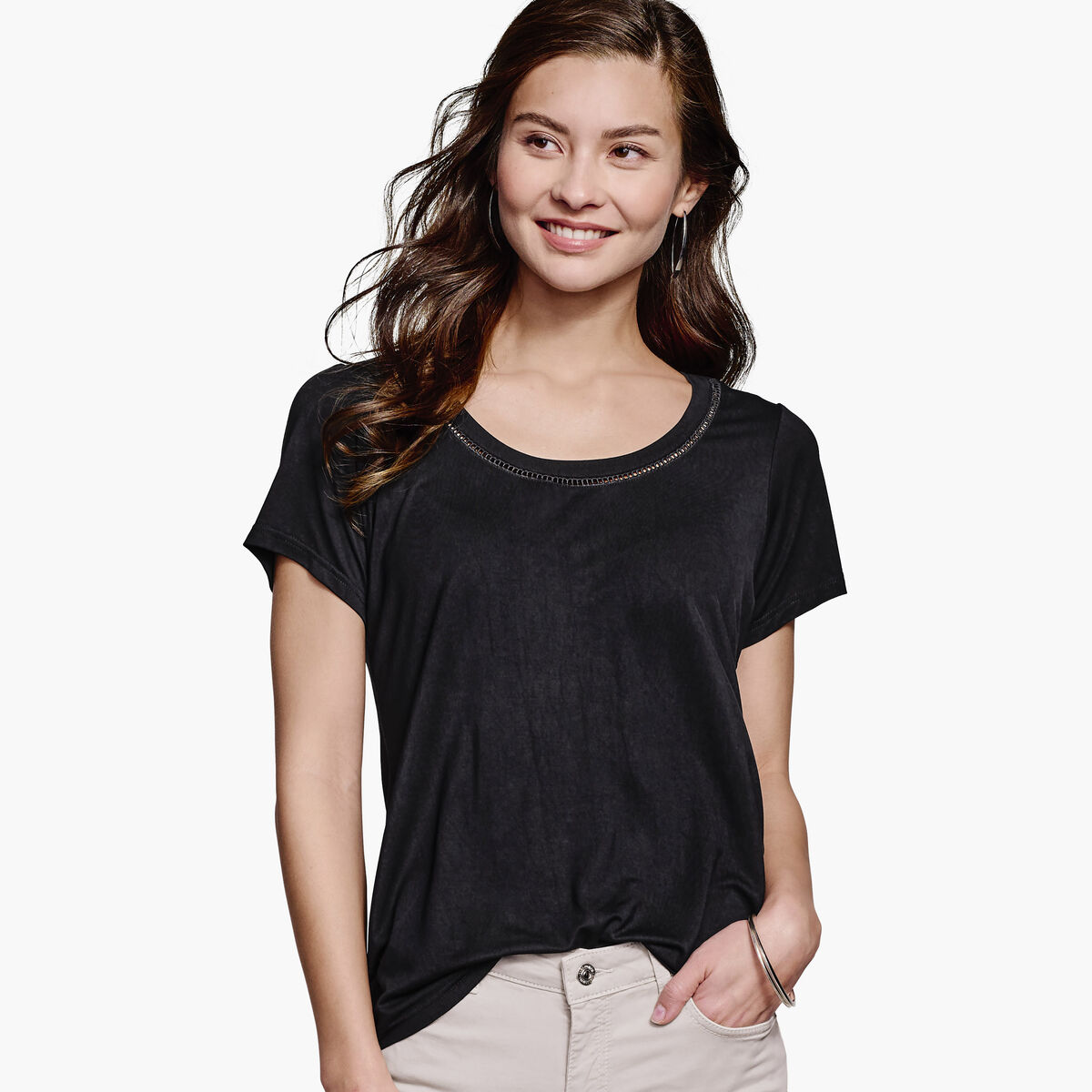 Short-Sleeve Lattice Trim Tee image number null