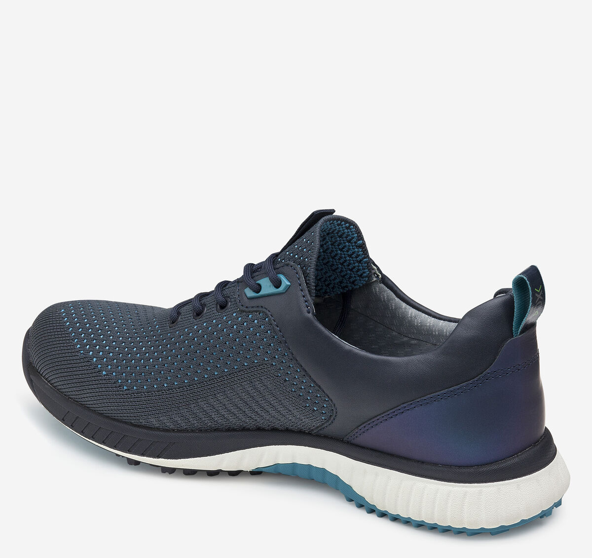 XC4&reg; Womens H1-Sport Hybrid image number null