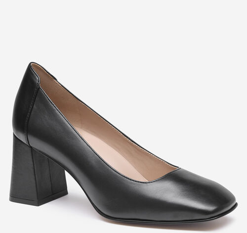 Whitney Pump - Black Glove Leather