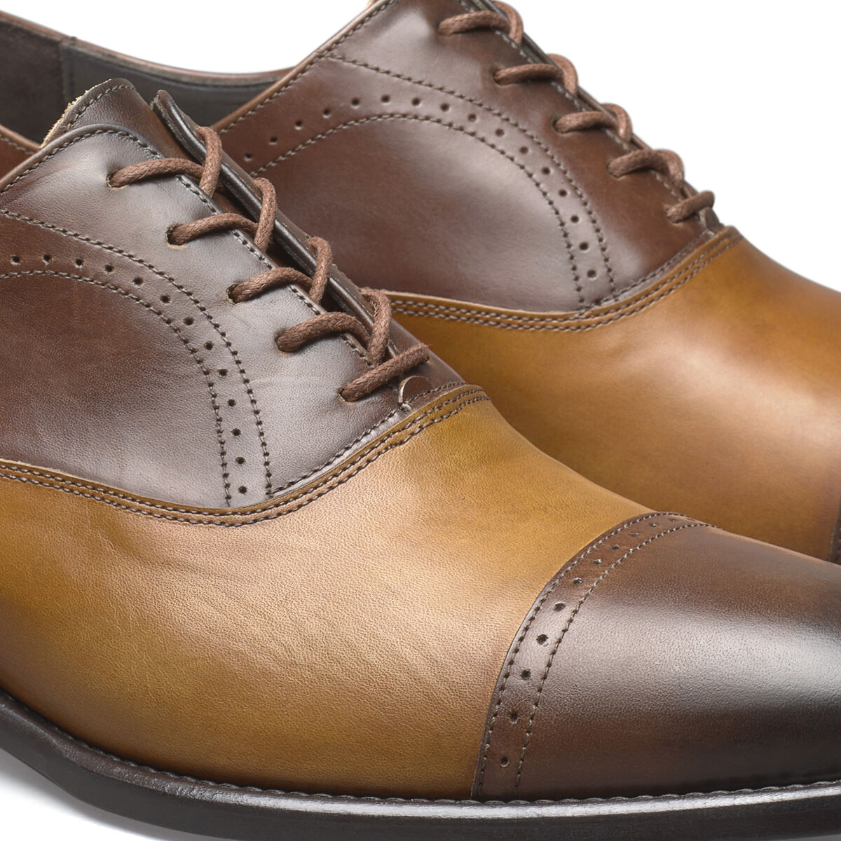 Ellsworth Cap Toe image number null