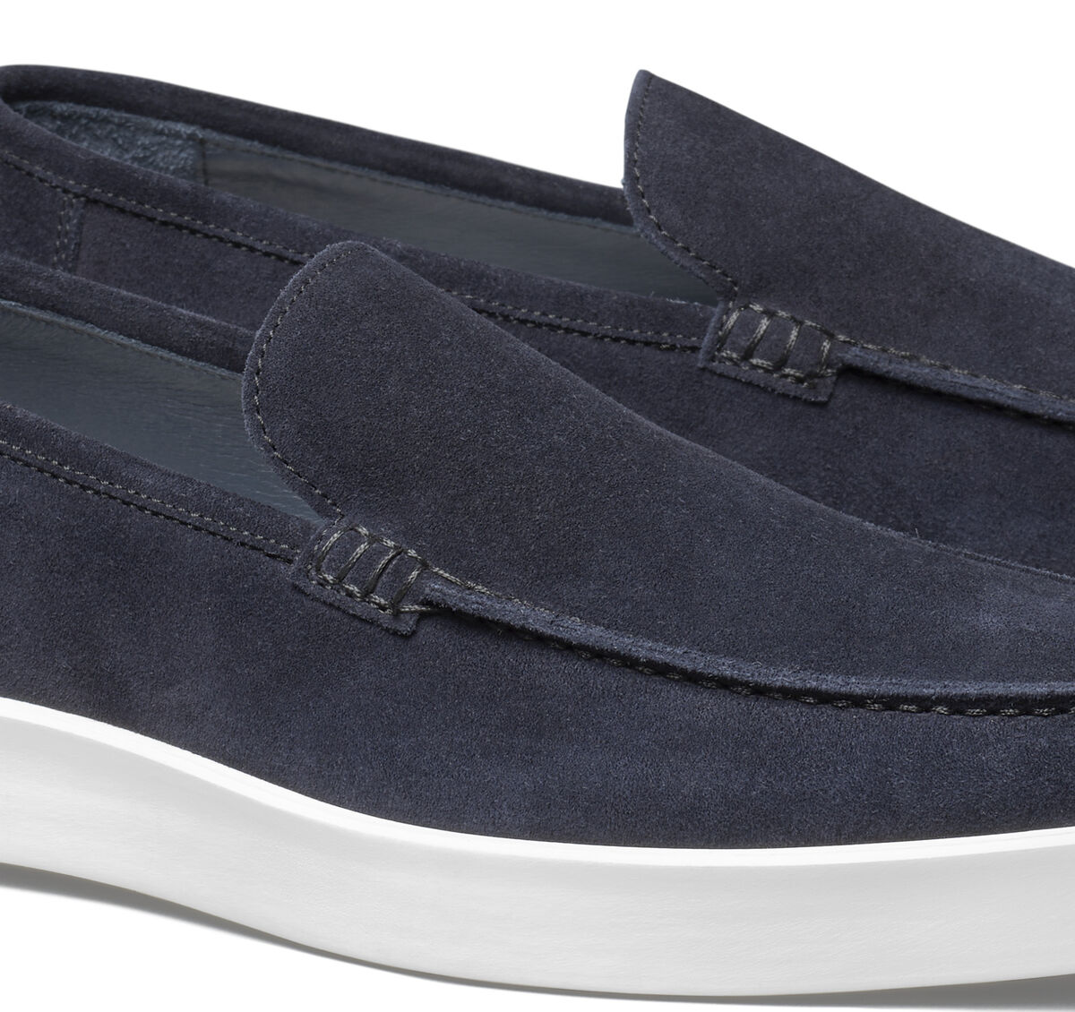 Bolivar Venetian Loafer image number null