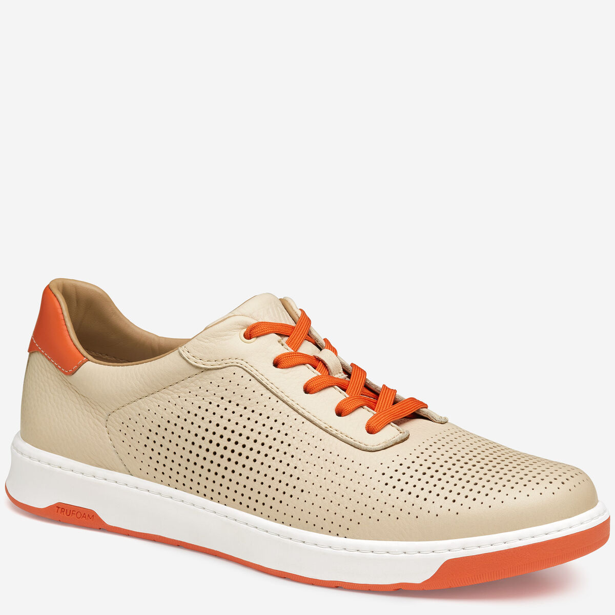 Daxton U-Throat image number null