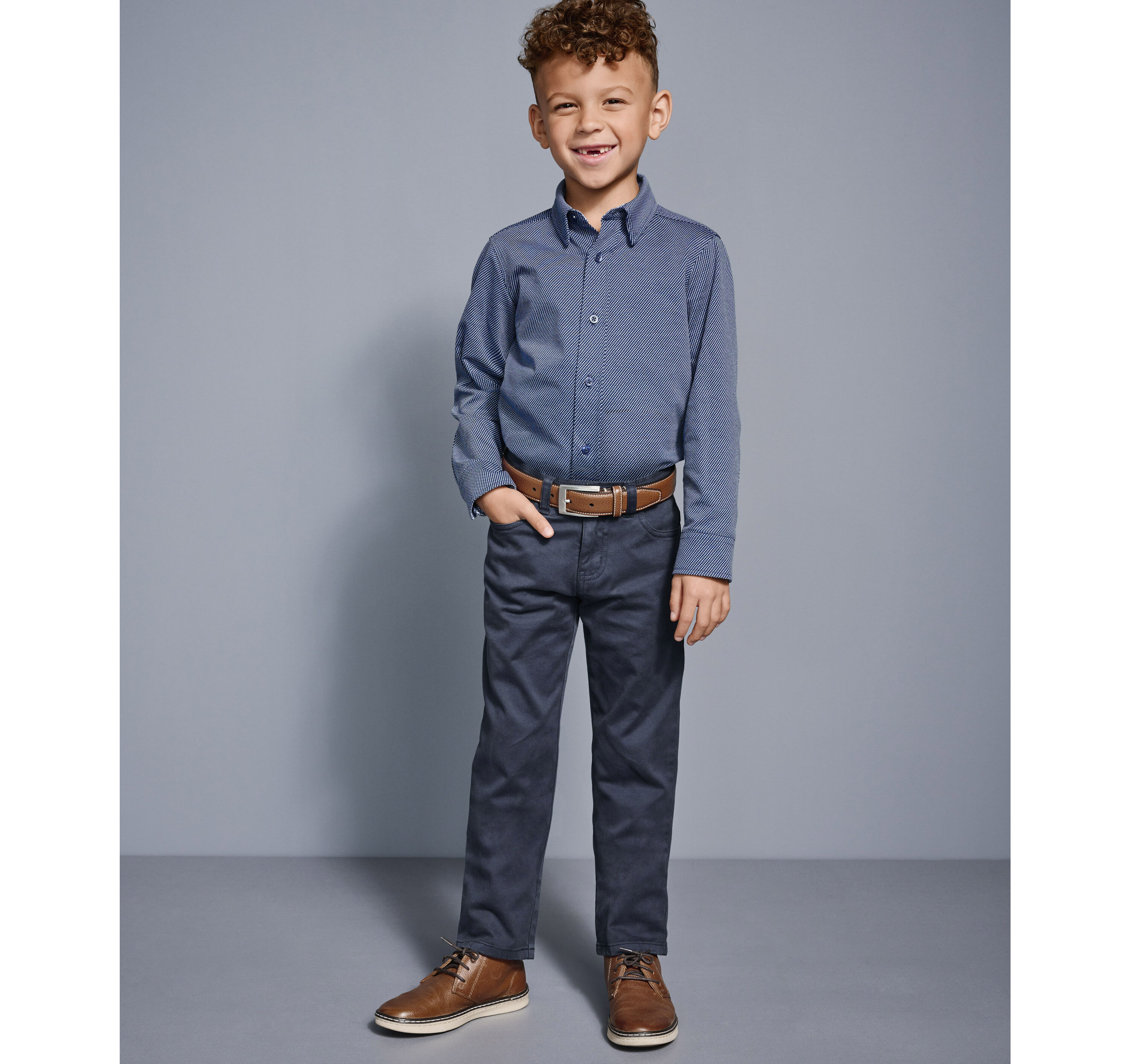 boys long sleeve dress shirt Black n Bianco Boys' Signature Sateen Long Sleeve Dress Shirt in Blue