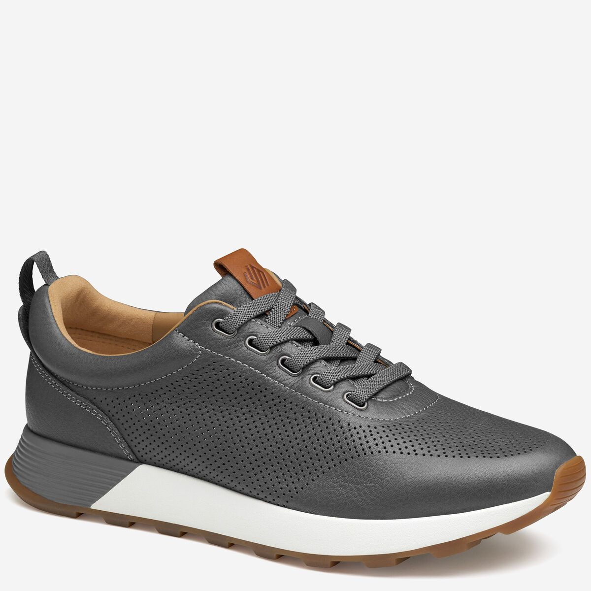 Kinnon Perfed Jogger image number null