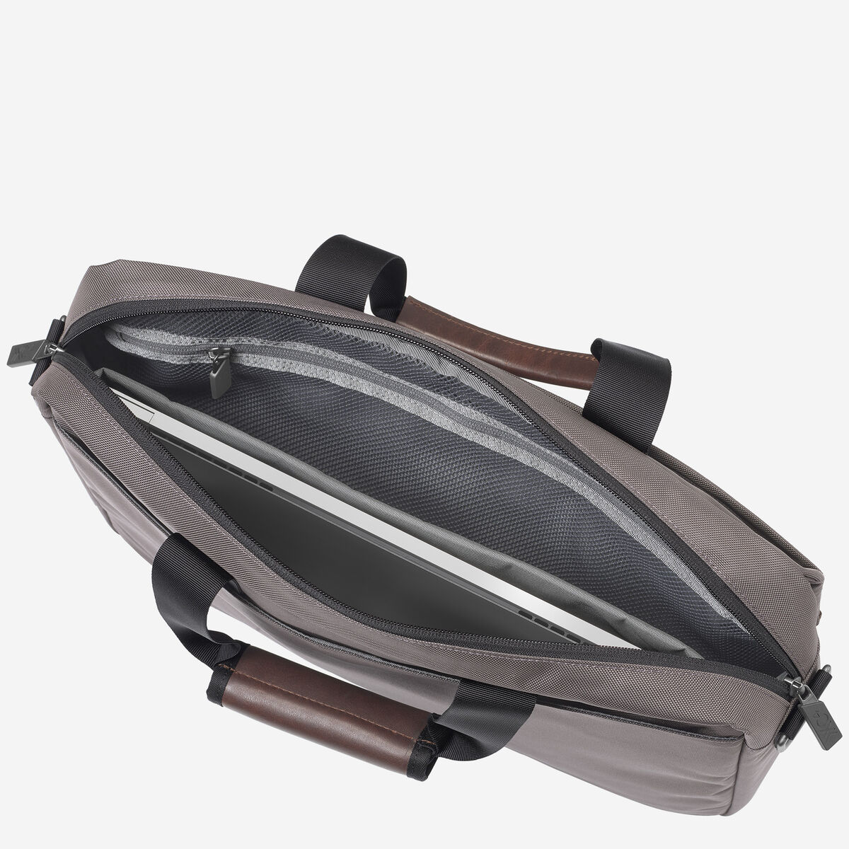 XC4 Briefcase image number null