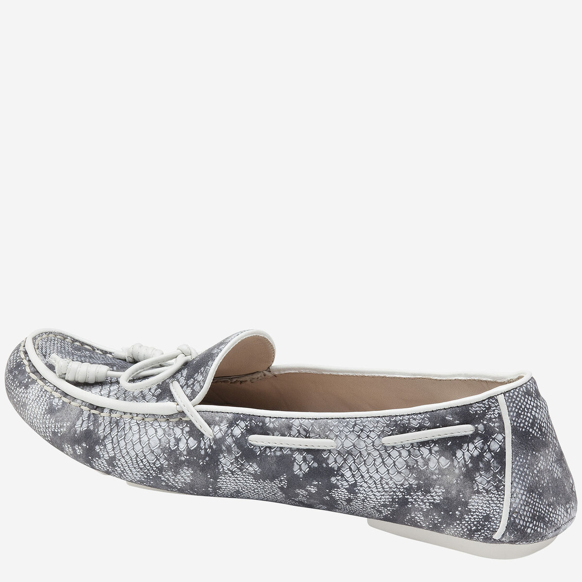 Marisa image number null