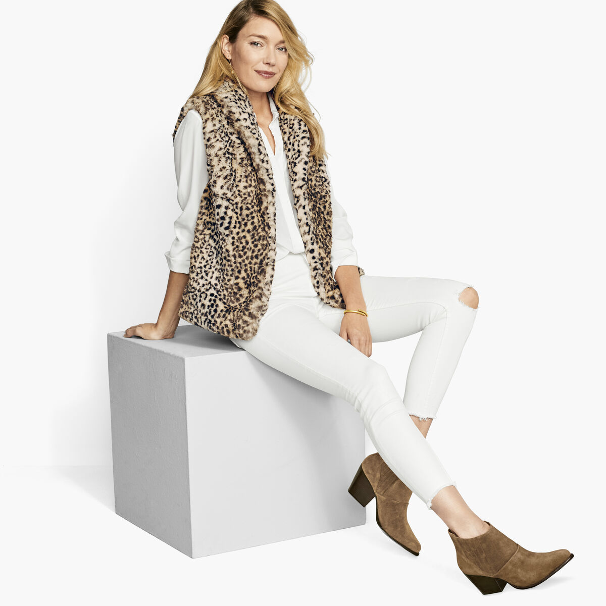 Faux-Fur Leopard Vest image number null