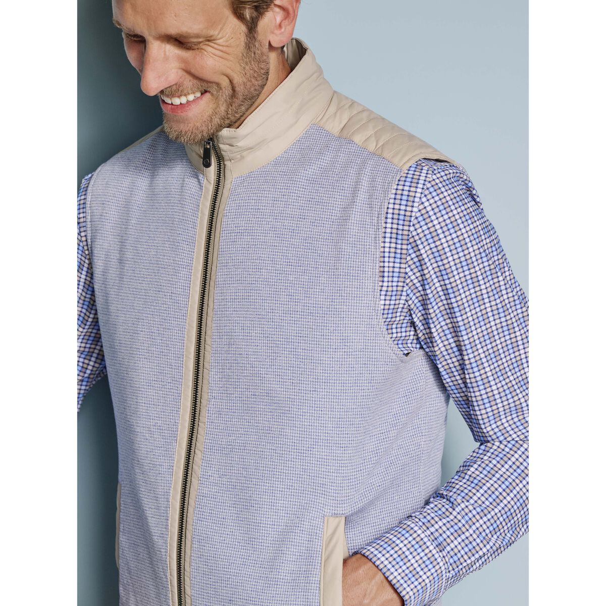 Kenner Reversible Vest image number null