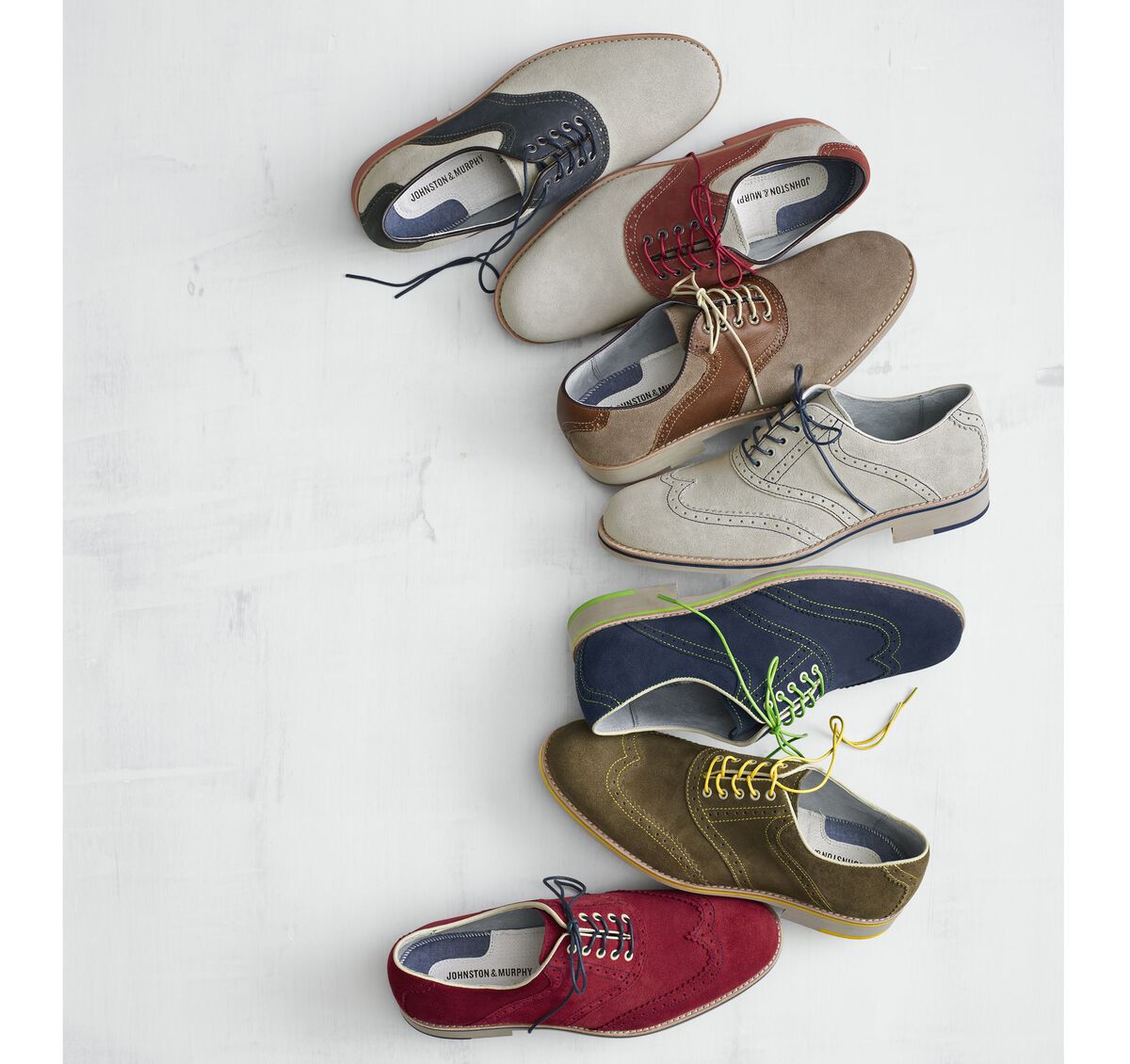 Ellington Wingtip image number null