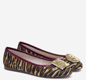 Claire Ornamental Flat image number null