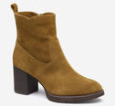 Izzie Bootie image number null