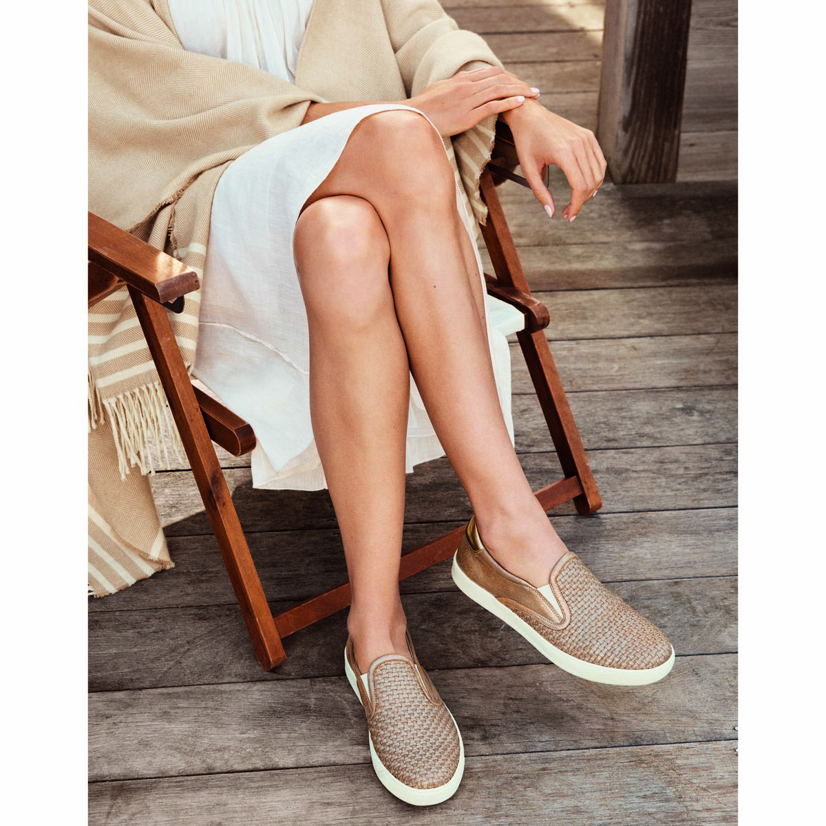 Elaina image number null