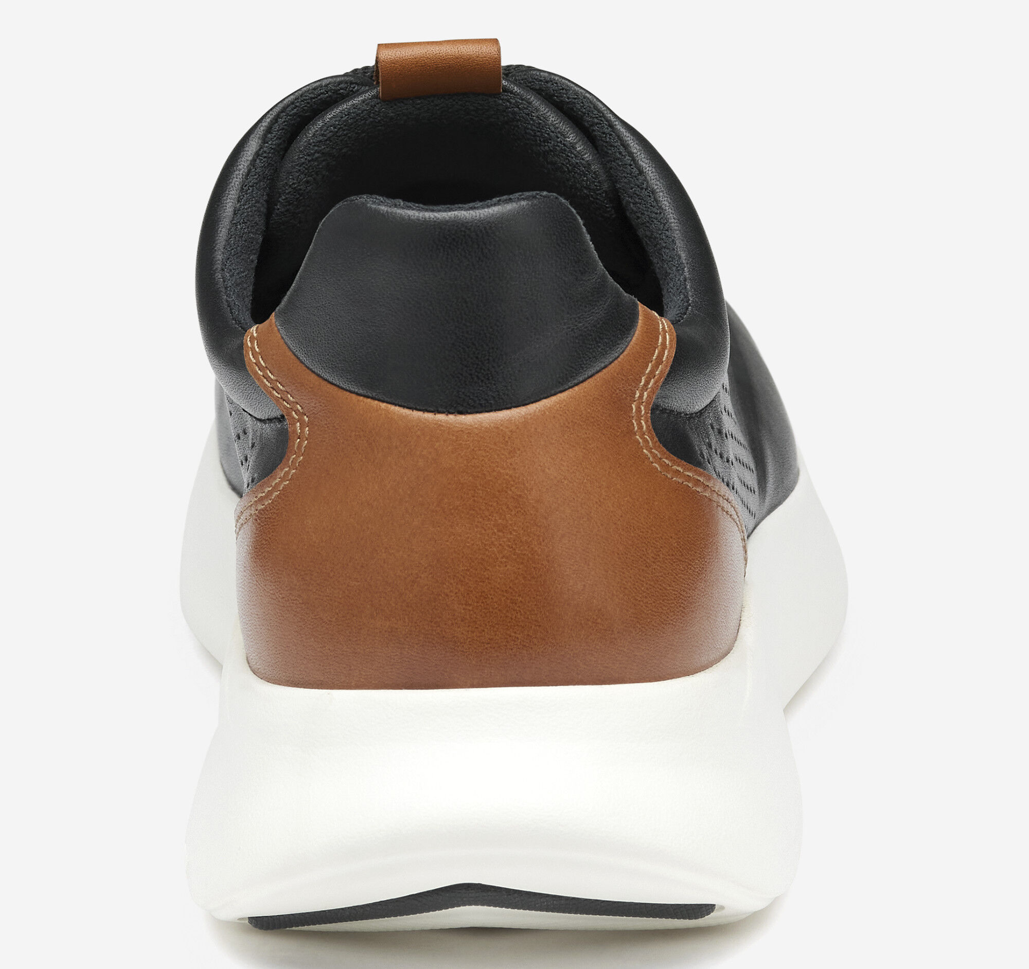 Amherst 2.0 Embossed U-Throat