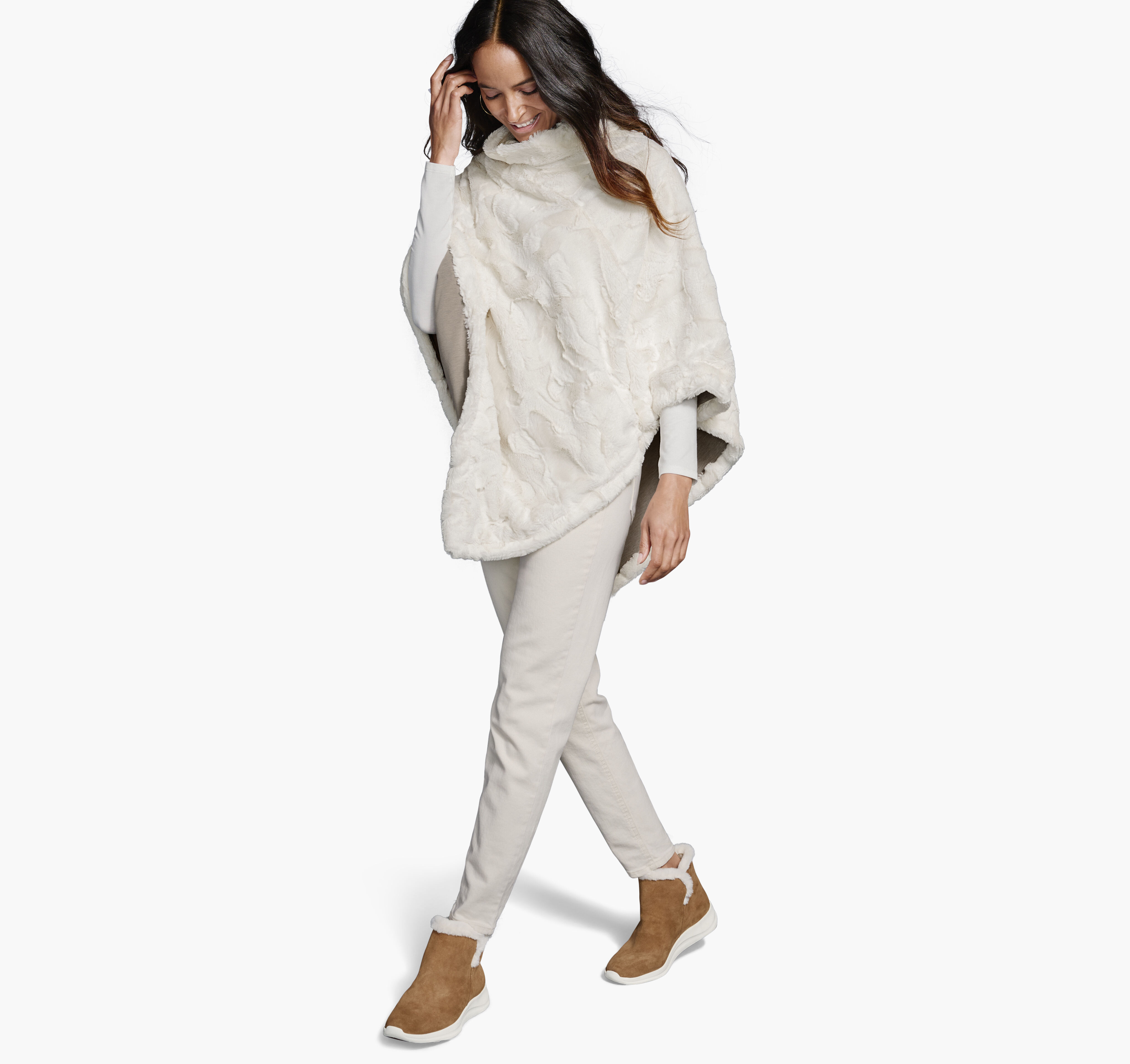 Women's Reversible Faux-Fur Poncho | Johnston & Murphy