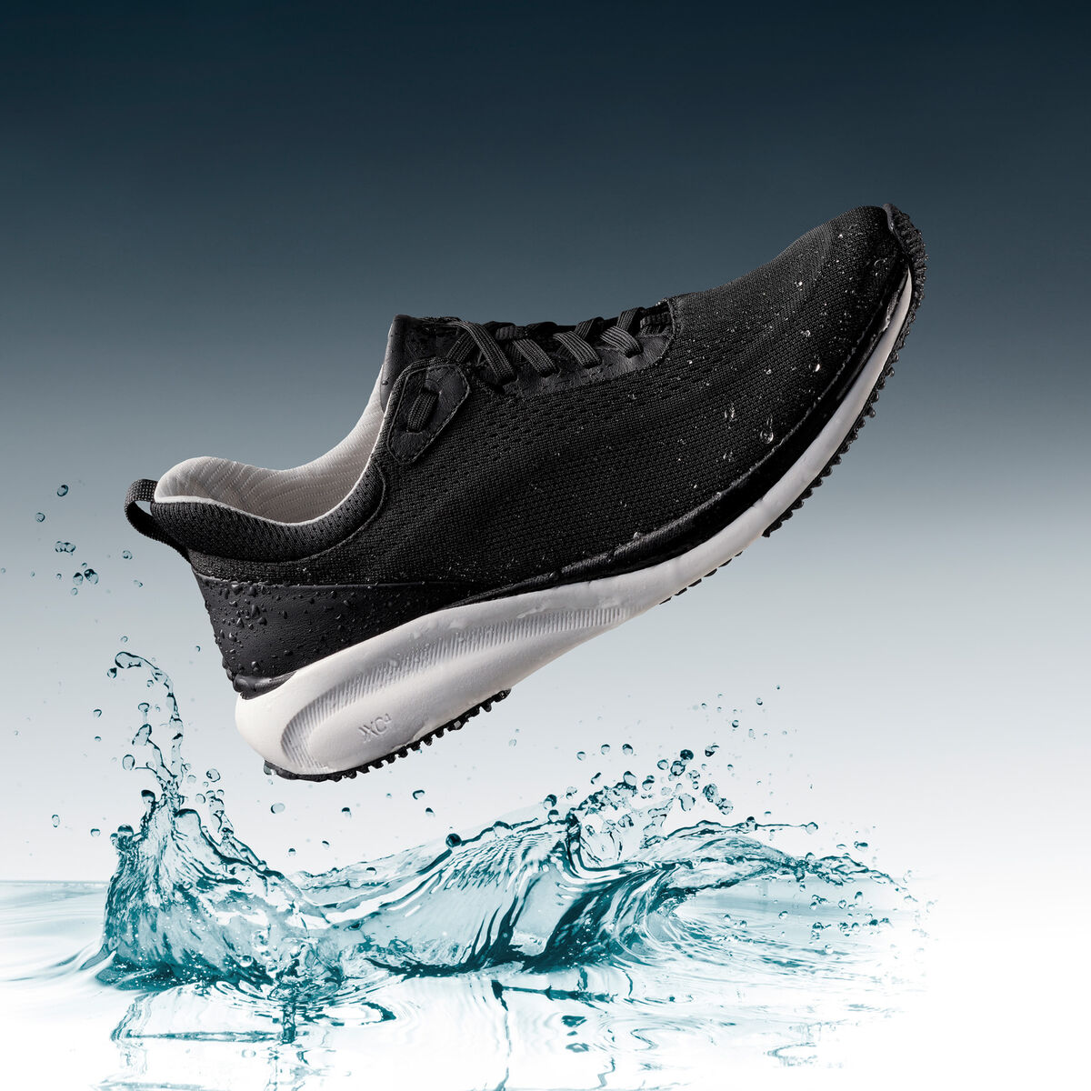 XC4® TR4-Sport Hybrid image number null