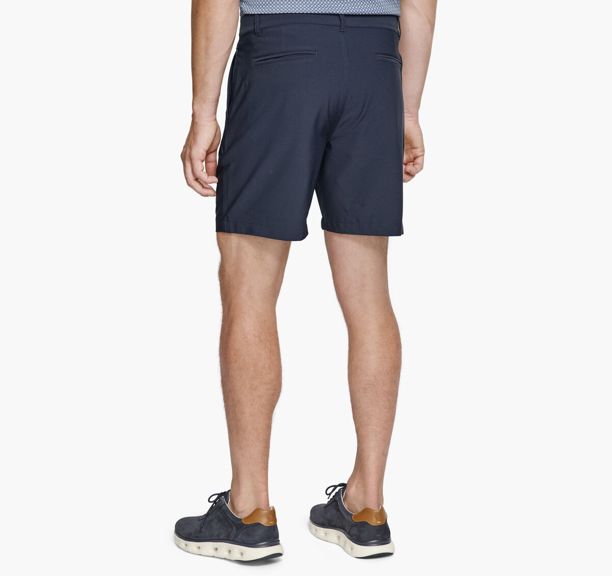 XC4&reg; Performance Flat-Front 7" Shorts image number null