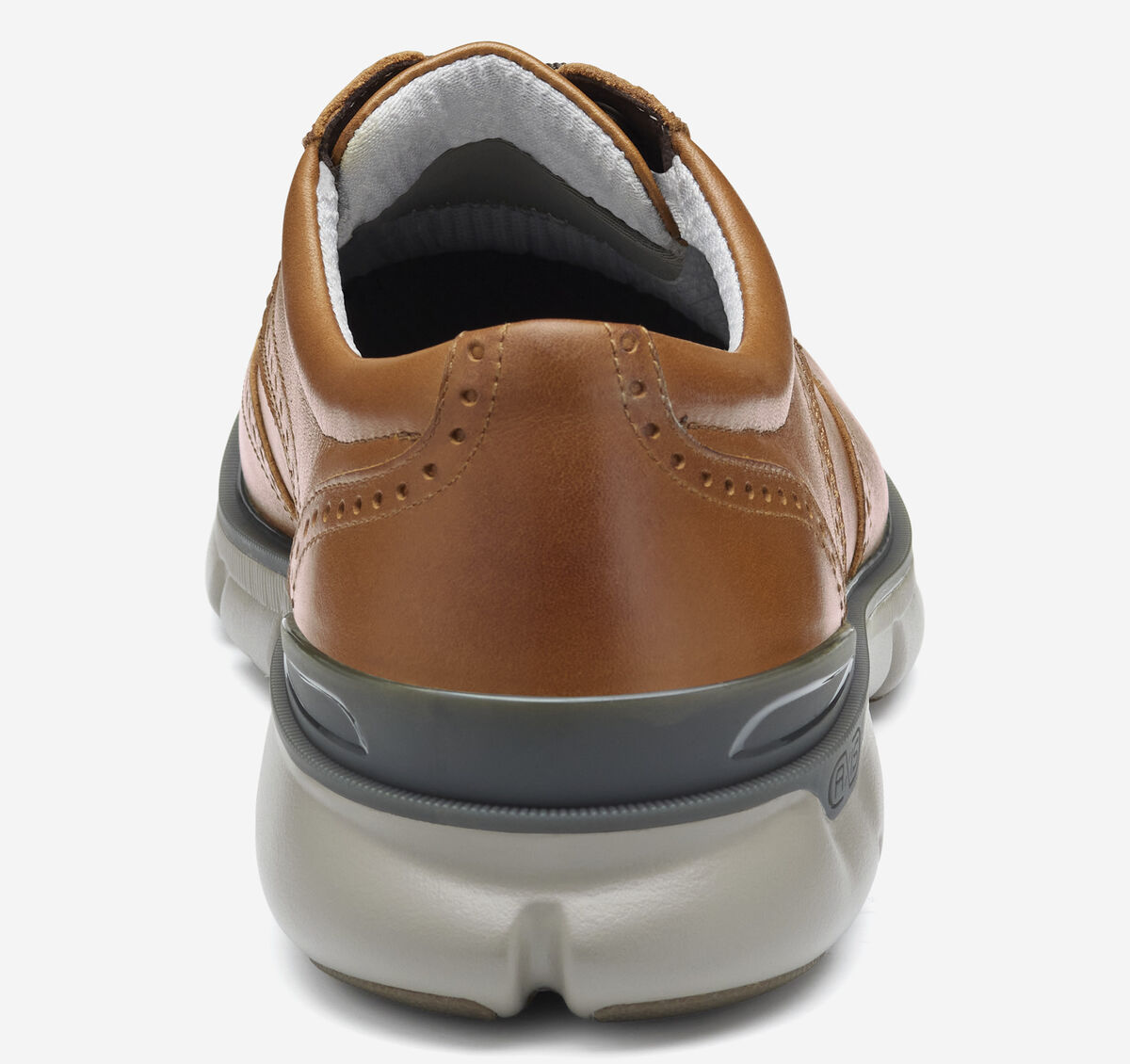 Tanner Wingtip image number null