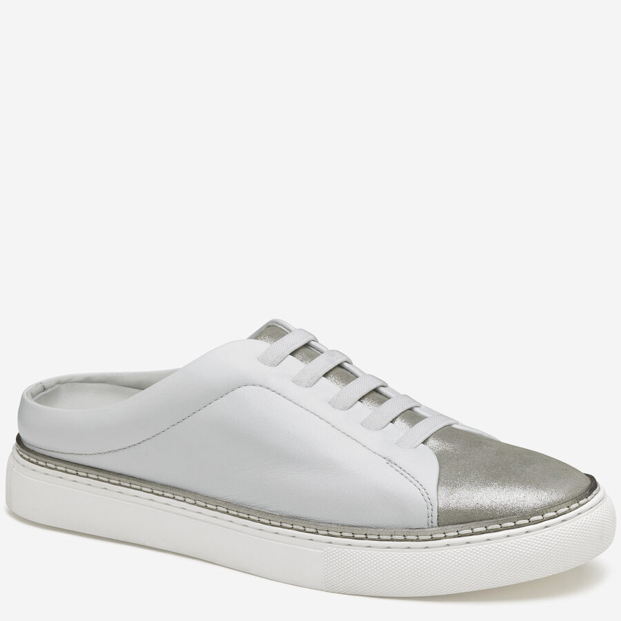 Callie Mule image number null