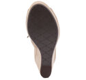 Maddie Wedge image number null