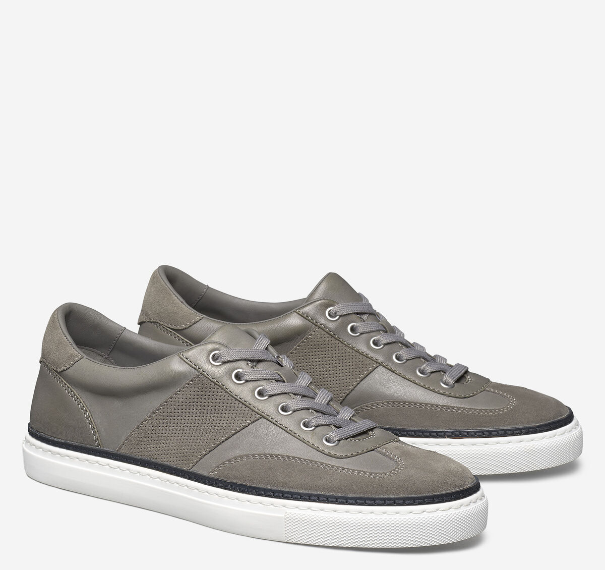 Casey U-Throat image number null