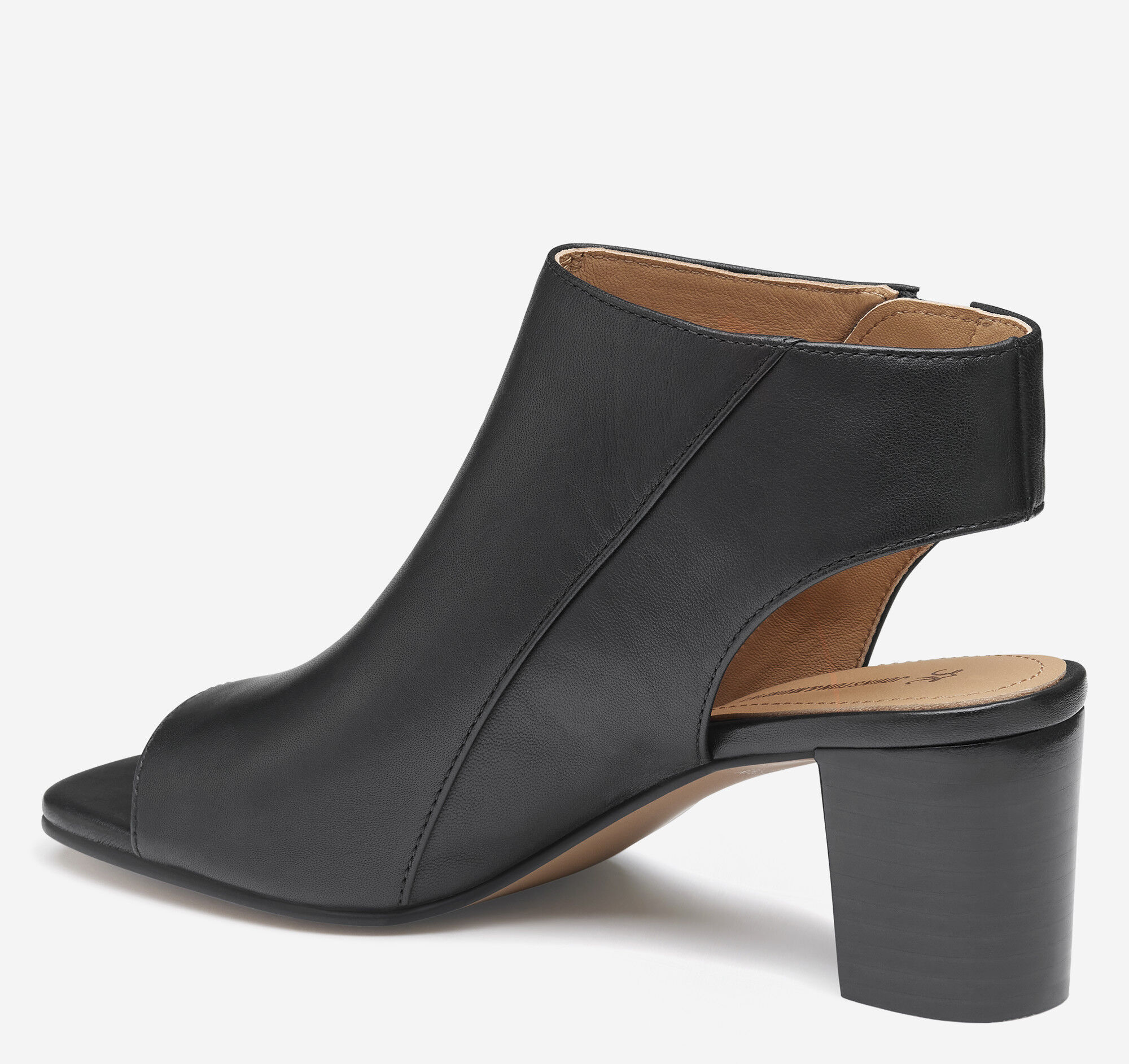 靴 y Women's Evelyn Side-Zip Bootie in Black Glove Leather | Johnston