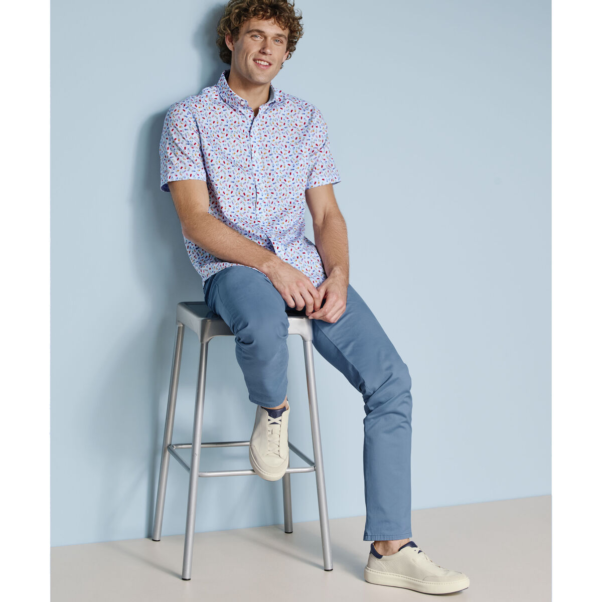 Logan Printed Short-Sleeve Shirt image number null