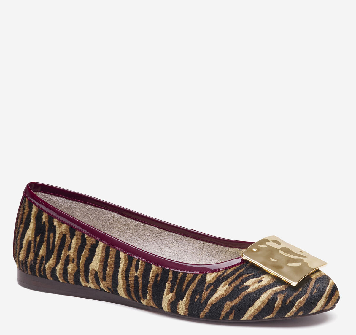 Claire Ornamental Flat image number null
