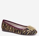 Claire Ornamental Flat image number null