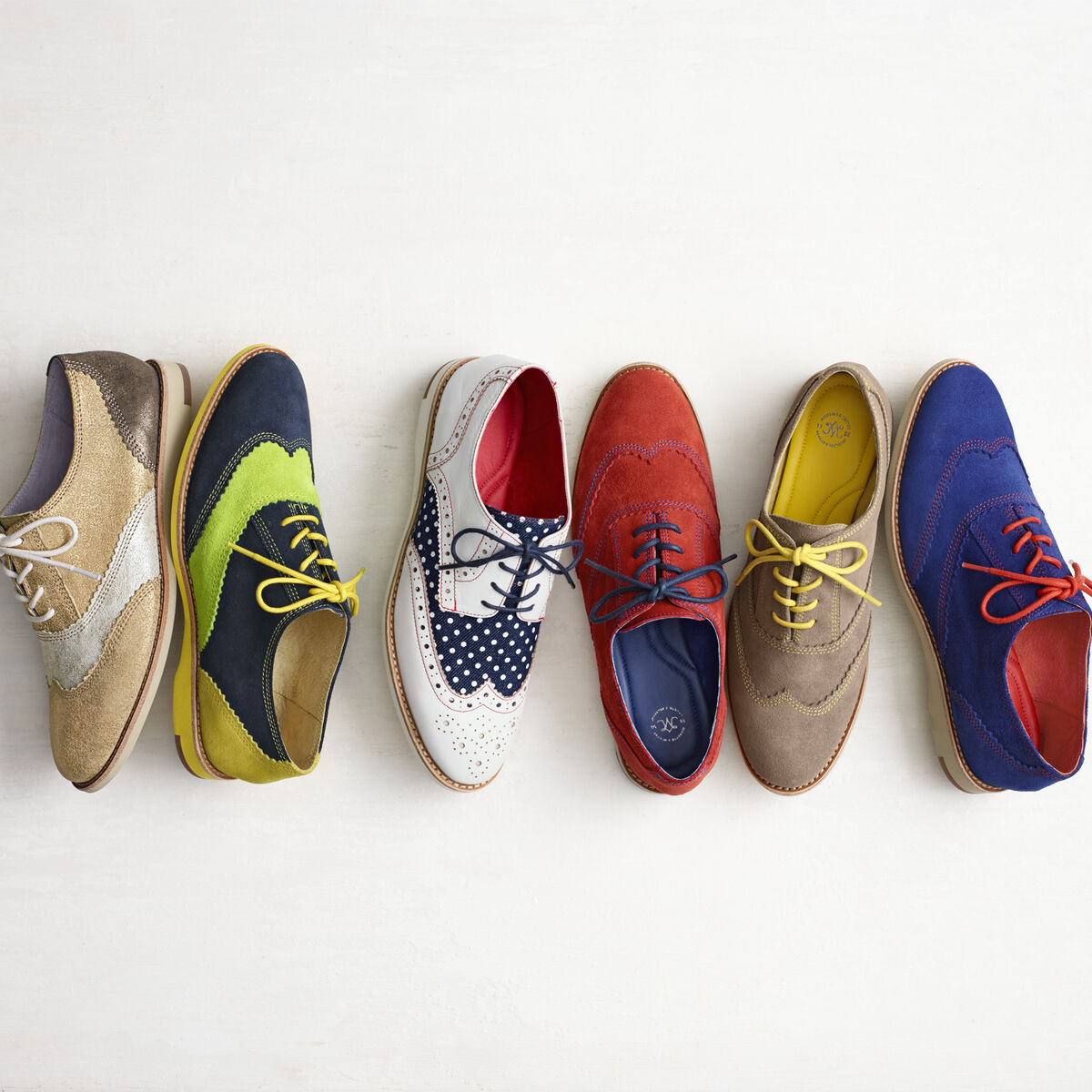 Belinda Wingtip image number null