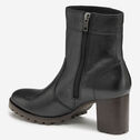Vivica Zip Boot image number null