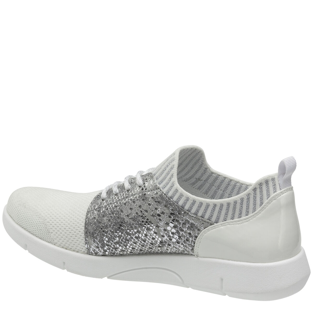 Tamara Perf image number null