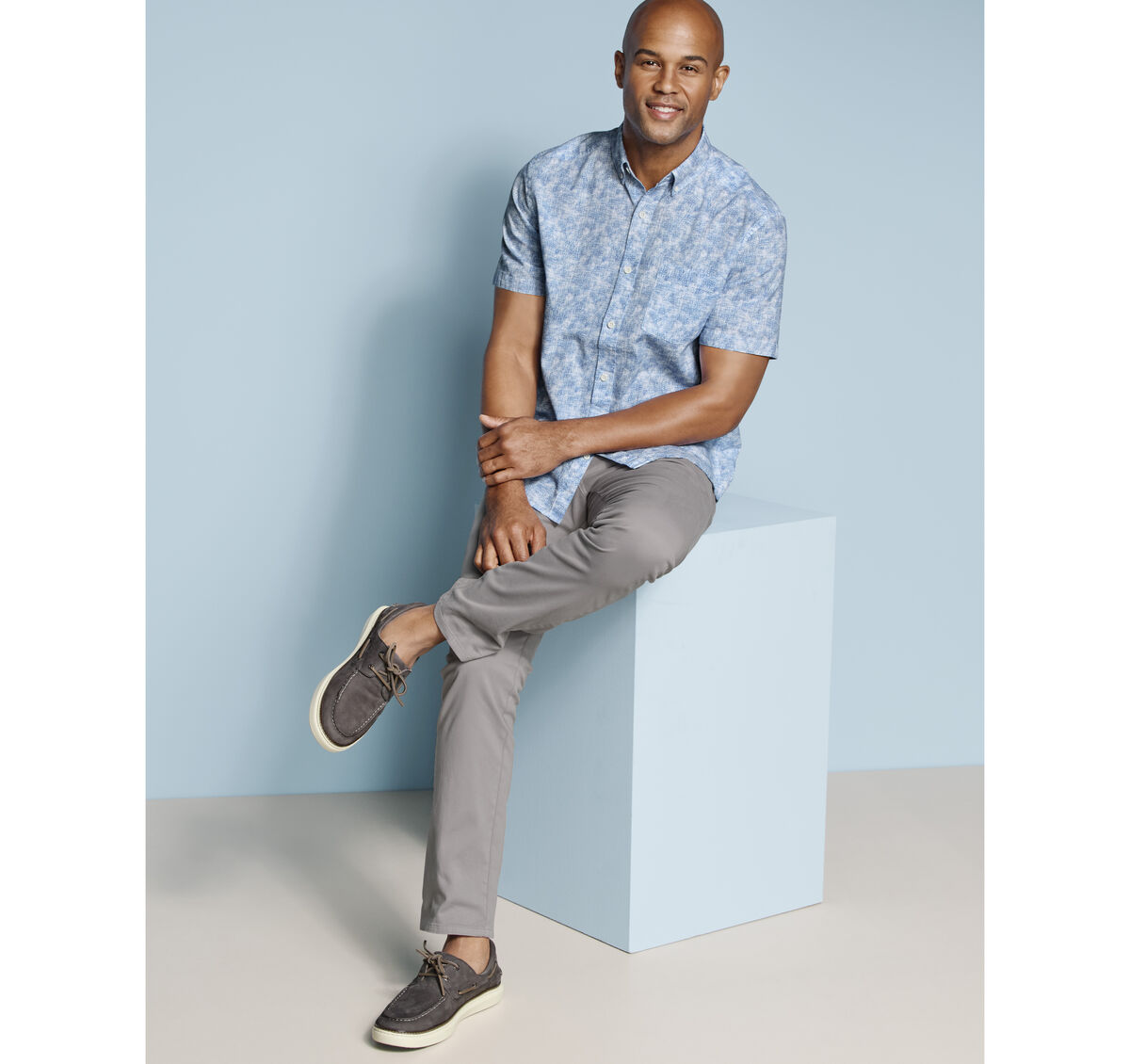 Hampton Short-Sleeve Shirt image number null