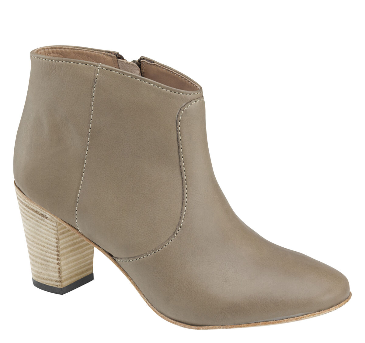 Etta Bootie image number null
