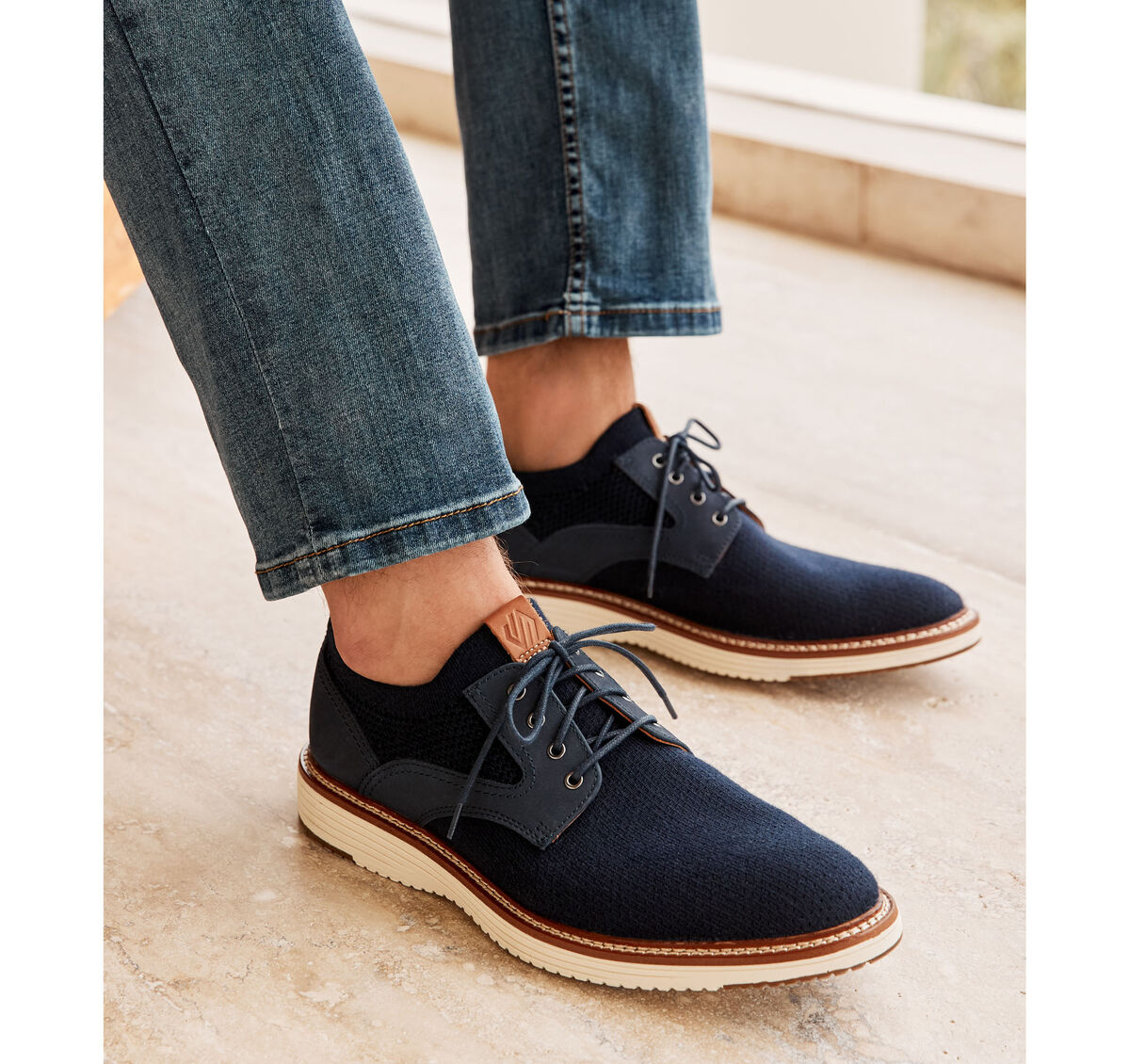 Upton Knit Plain Toe image number null