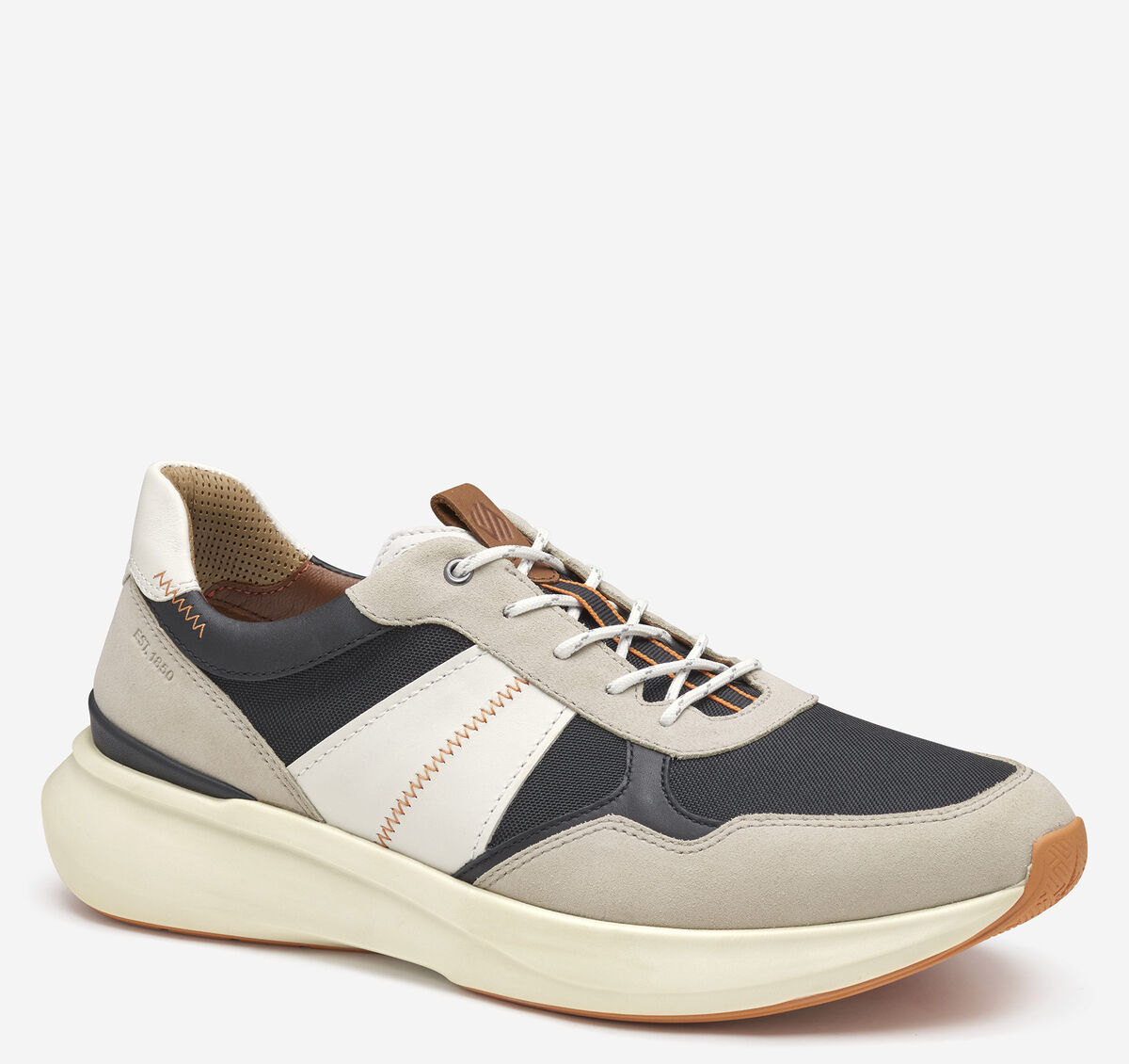 XC+&trade; Declan Jogger image number null