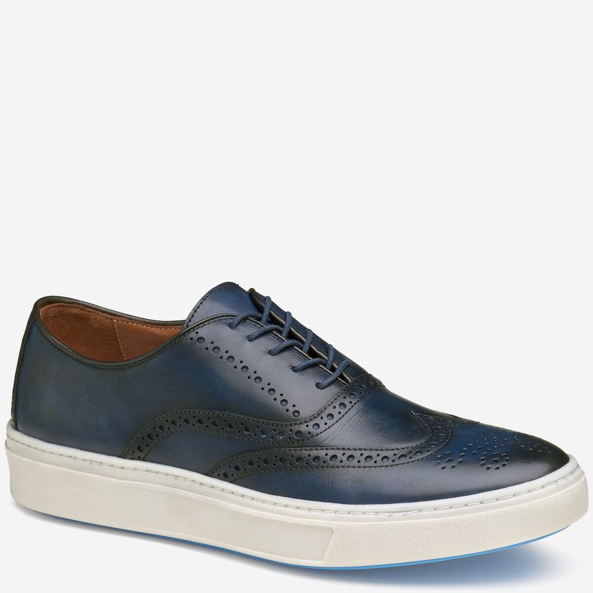 Hollins Wingtip image number null