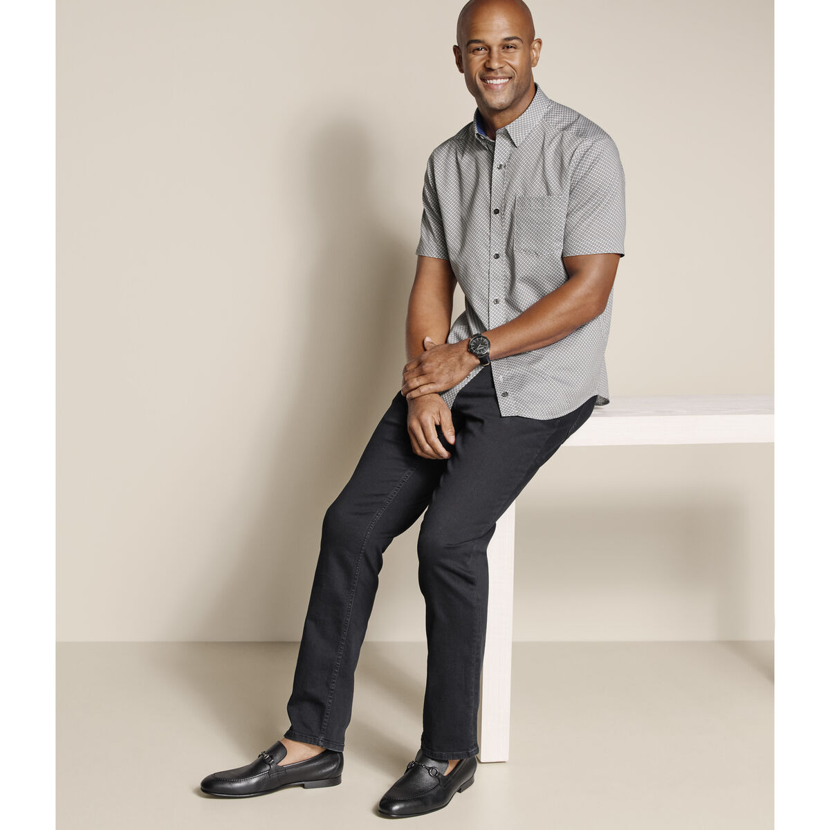 Logan Printed Short-Sleeve Shirt image number null