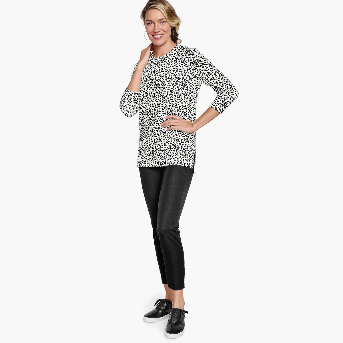 Side-Slit Pullover image number null