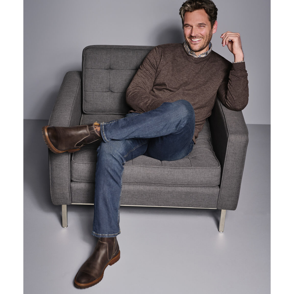 Knit V-Neck image number null