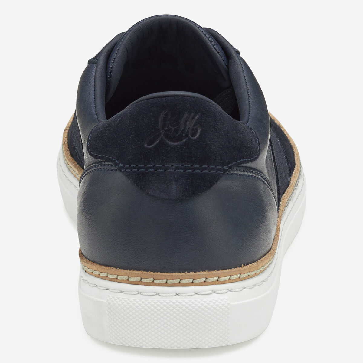 Casey U-Throat image number null