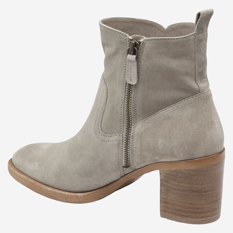 Braelyn image number null